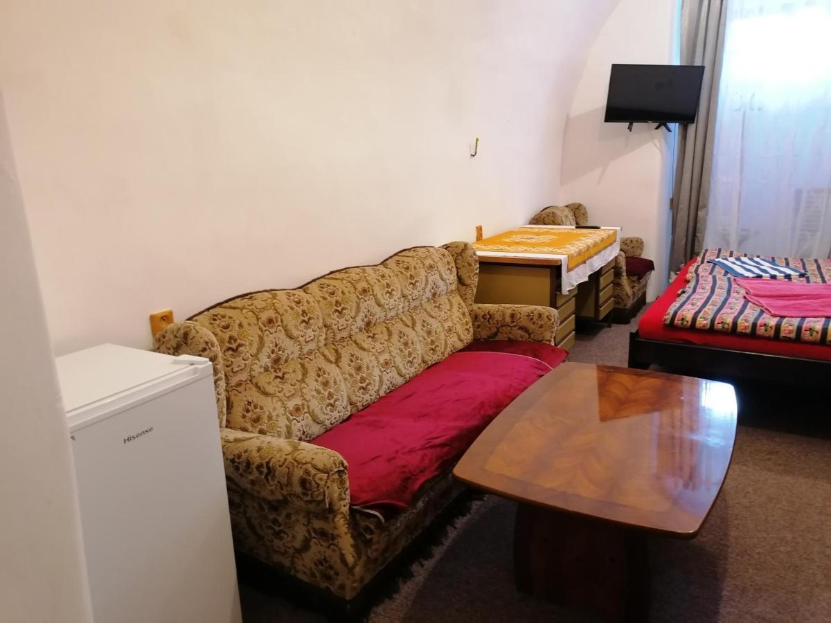 Fara Choustnikovo Hradiste Hotel Exterior foto