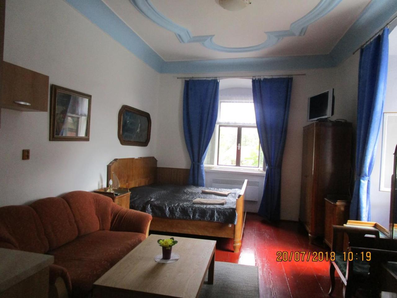 Fara Choustnikovo Hradiste Hotel Exterior foto